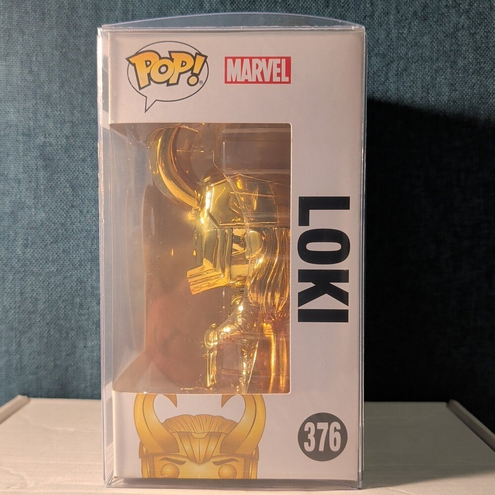 Funko Pop Marvel Studios The First Ten Years Loki 376 Gold In Box with Protector - Picture 3 of 16
